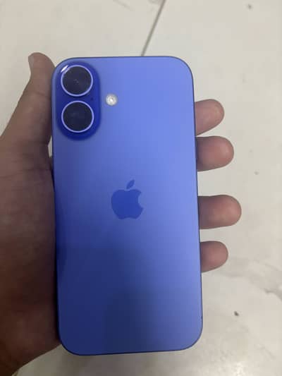 Apple iPhone 16