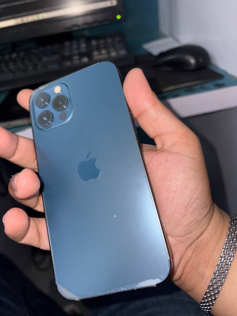 iPhone 12 Pro 0
