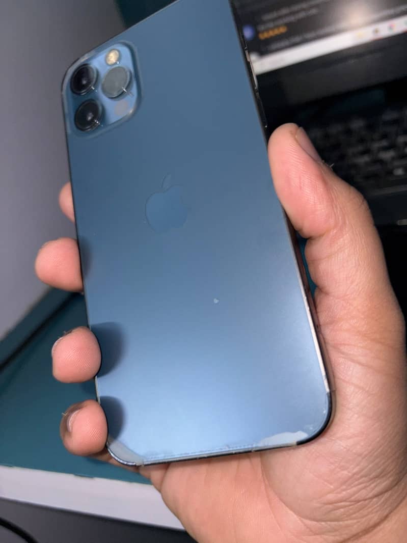 iPhone 12 Pro 3