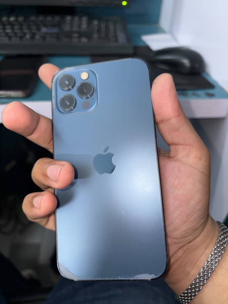 iPhone 12 Pro 6