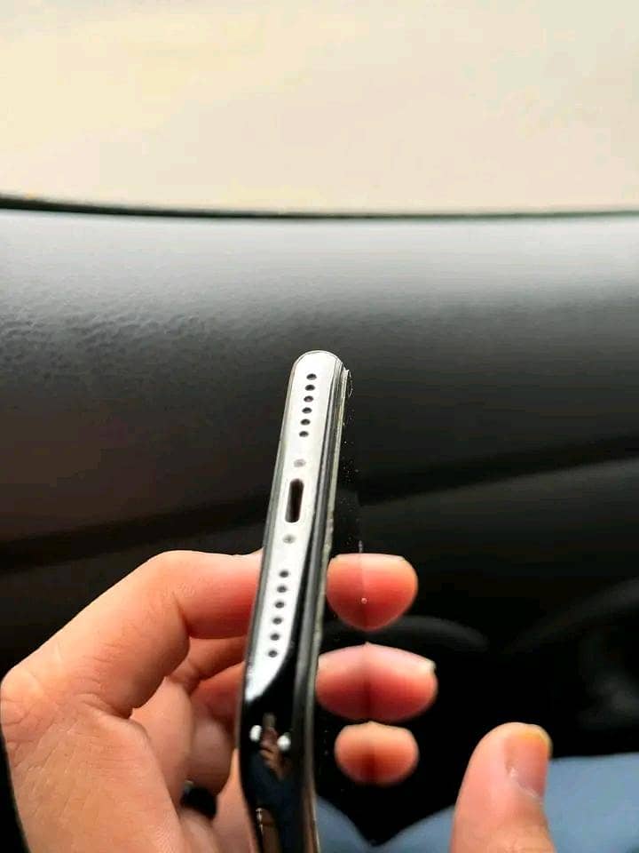 Apple iPhone X 2
