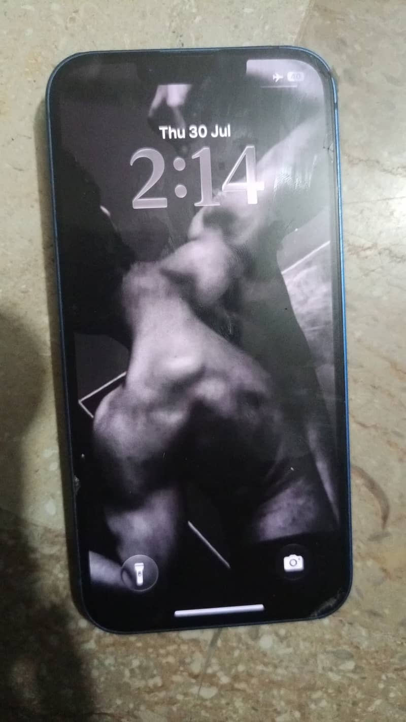 Apple iPhone 13 2
