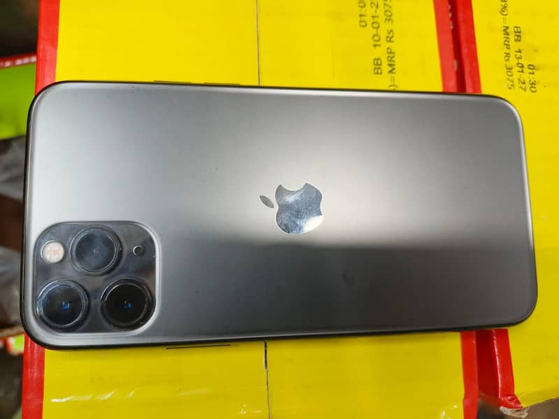 Apple iPhone 11 Pro 1