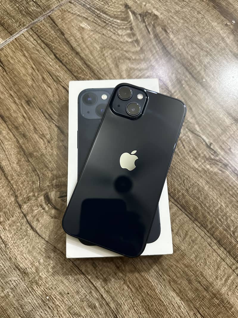 Apple iPhone 13 9