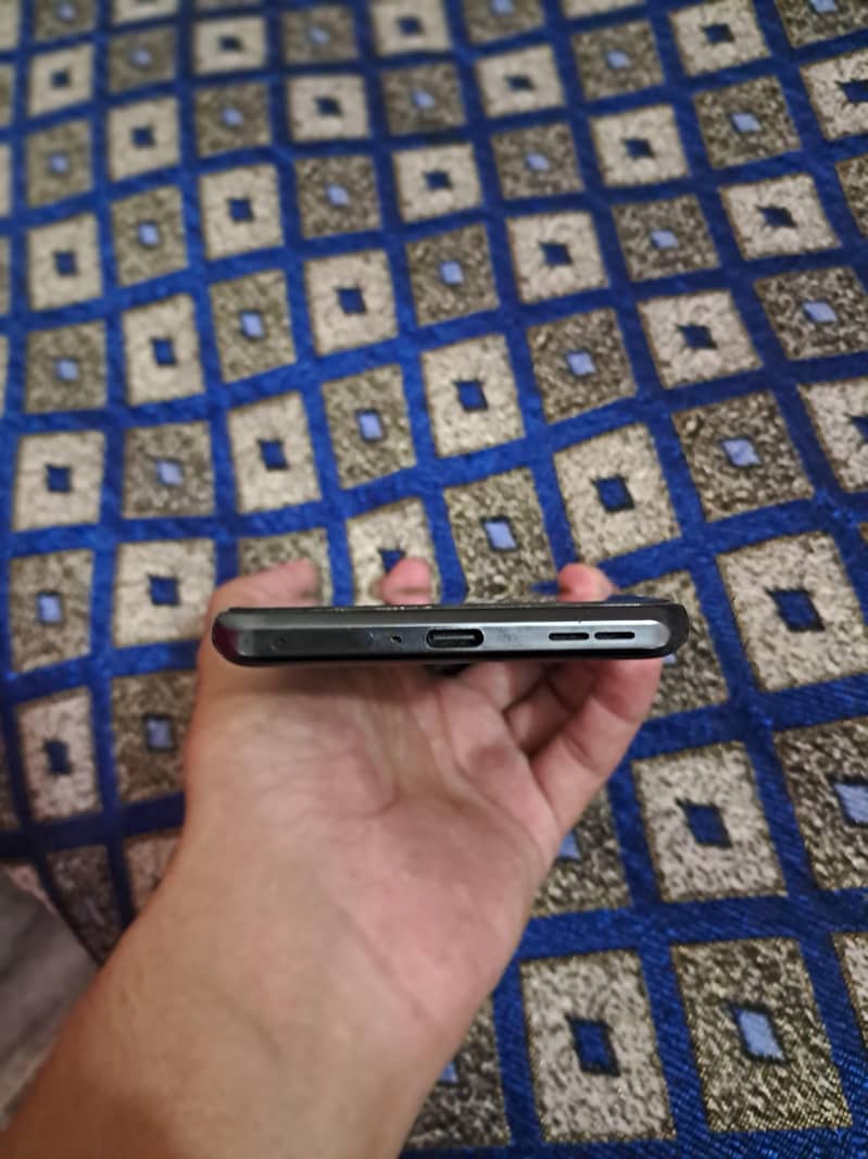 One Plus 10T 3