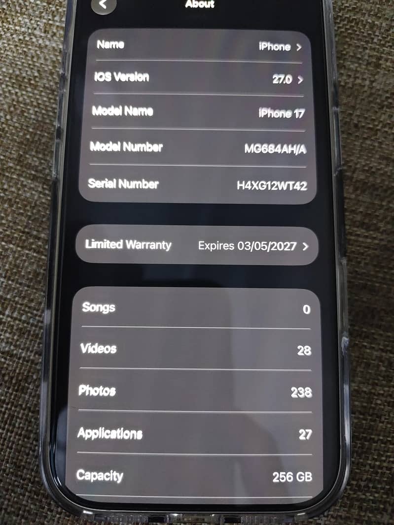 Apple iPhone 17 3