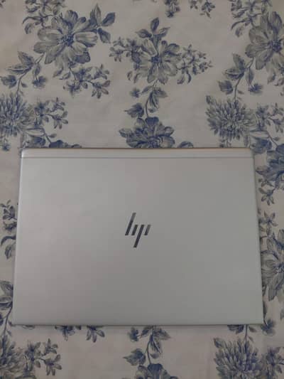 HP Elitebook 830 G5 Location okara city