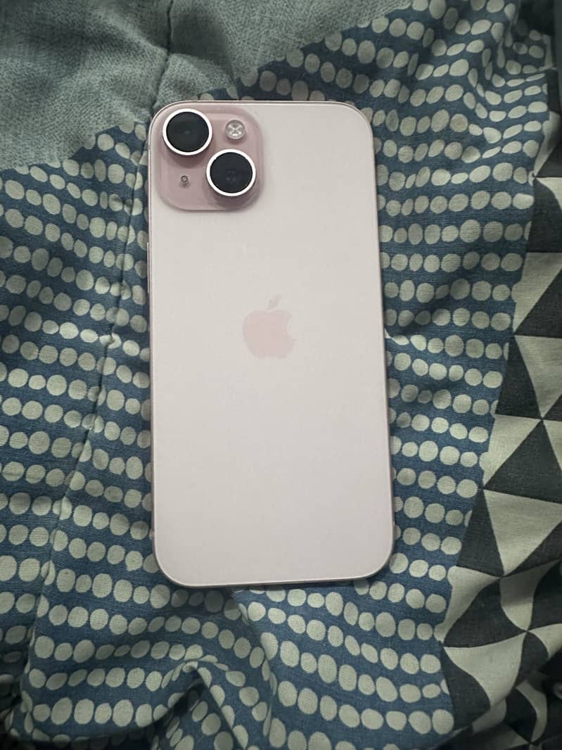 Apple iPhone 15 3