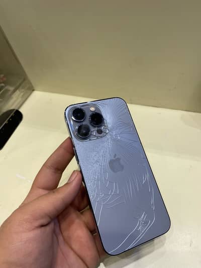 Apple iPhone 13 Pro