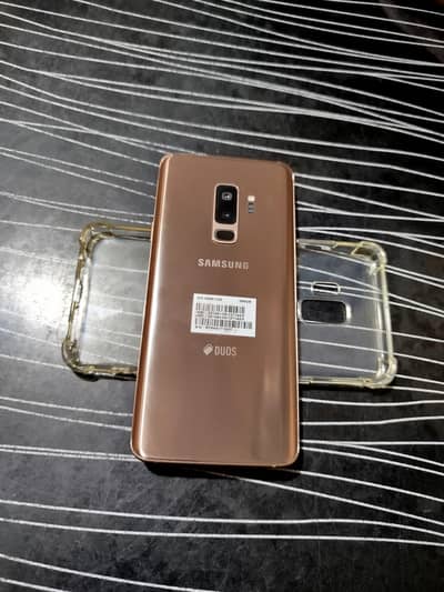 Samsung Mobile S9 Plus 256gb storage