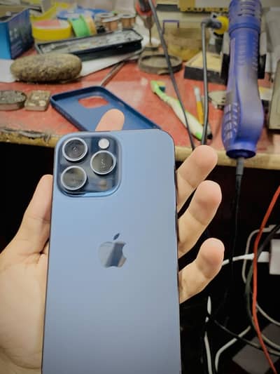 Apple iPhone 15 Pro Max