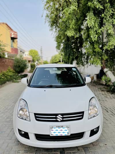 Suzuki Swift DLX 2021 (03247607332)