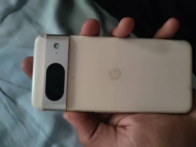 Google Pixel 8