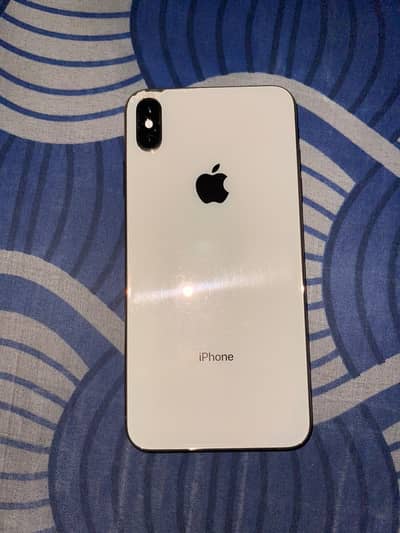 Apple iPhone XS Max sim glitch