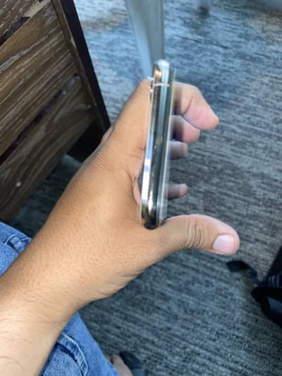 Apple iPhone XS