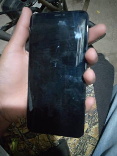 iPhone 11 pro max panel shaded