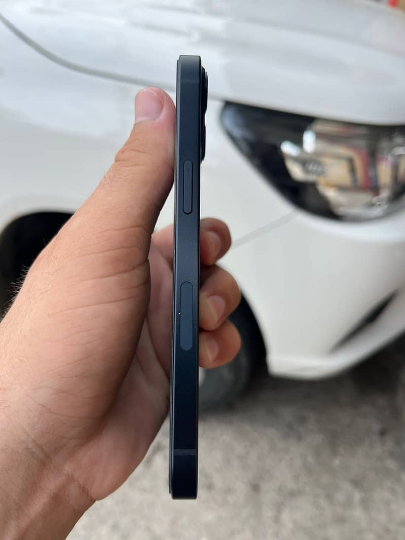 Apple iPhone 14 2