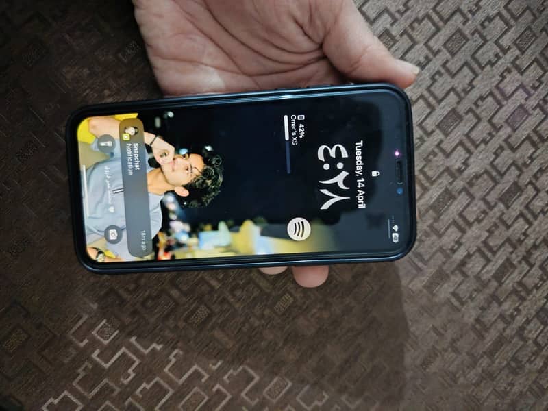 Apple iPhone XS 4
