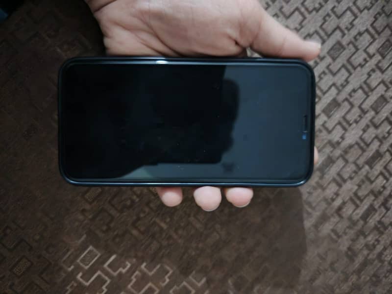 Apple iPhone XS 5