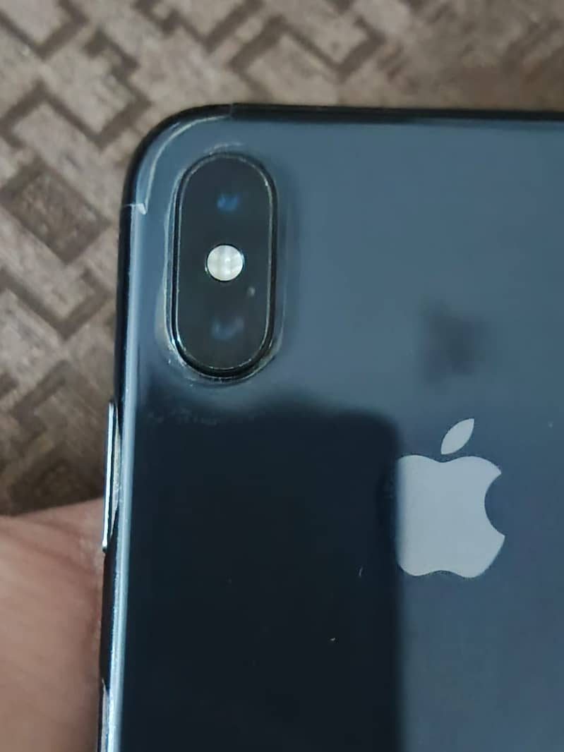 Apple iPhone XS 6