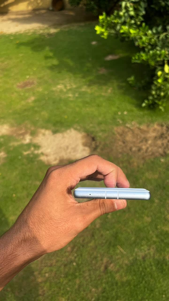 Google Pixel 7a 4