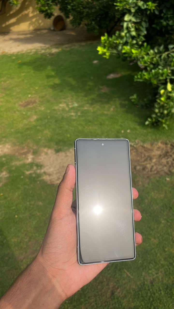 Google Pixel 7a 5