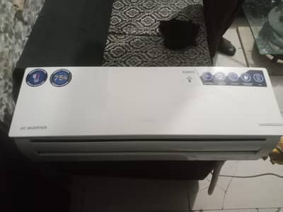 Chaiq DC inverter 10/10 condition 1 season use