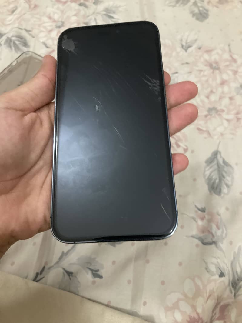 Apple iPhone 14 Pro Max 0