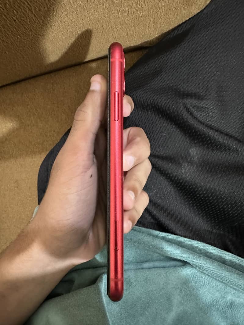 Apple iPhone 11 0
