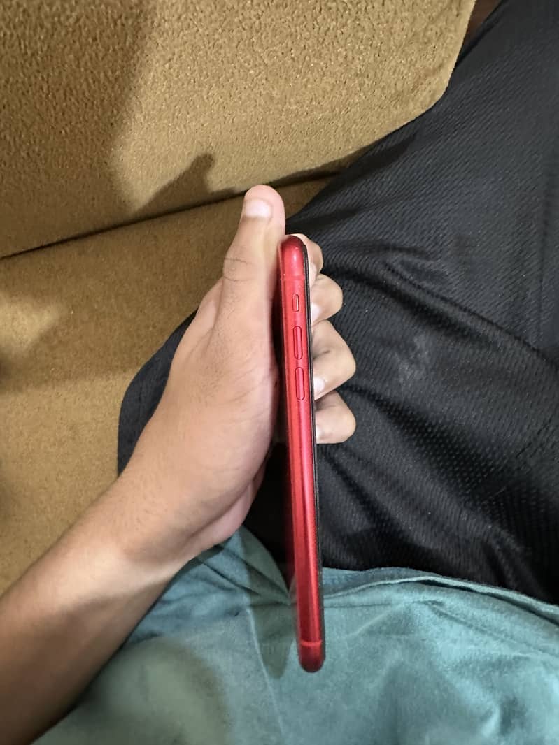 Apple iPhone 11 2
