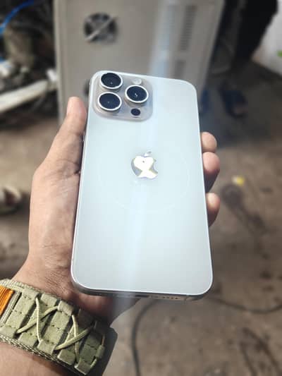 Apple iPhone 15 Pro Max Factory unlock Dusl sim