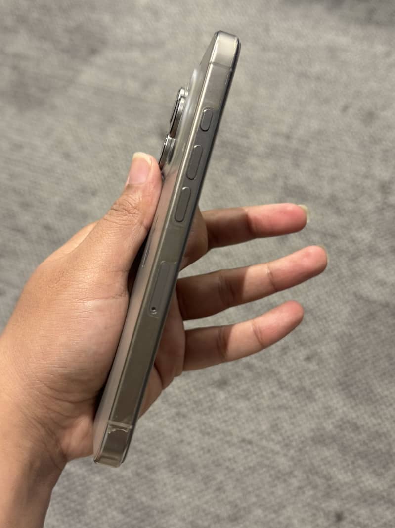 16 pro 4