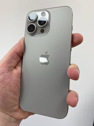 iPhone 16 Pro Max 256gb waterpack
