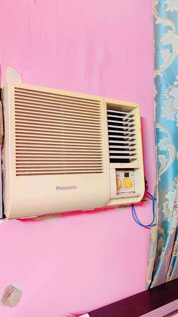 window AC 0.75 5