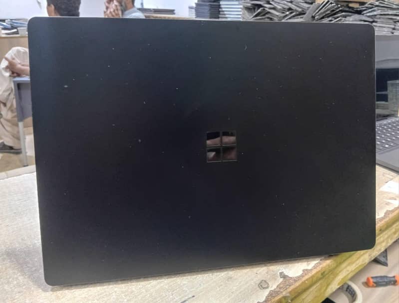 Microsoft laptop 0