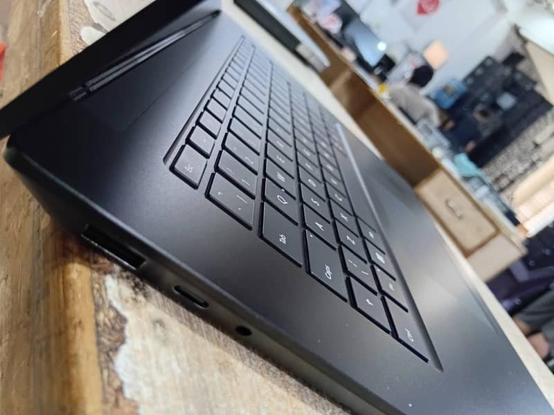 Microsoft laptop 4