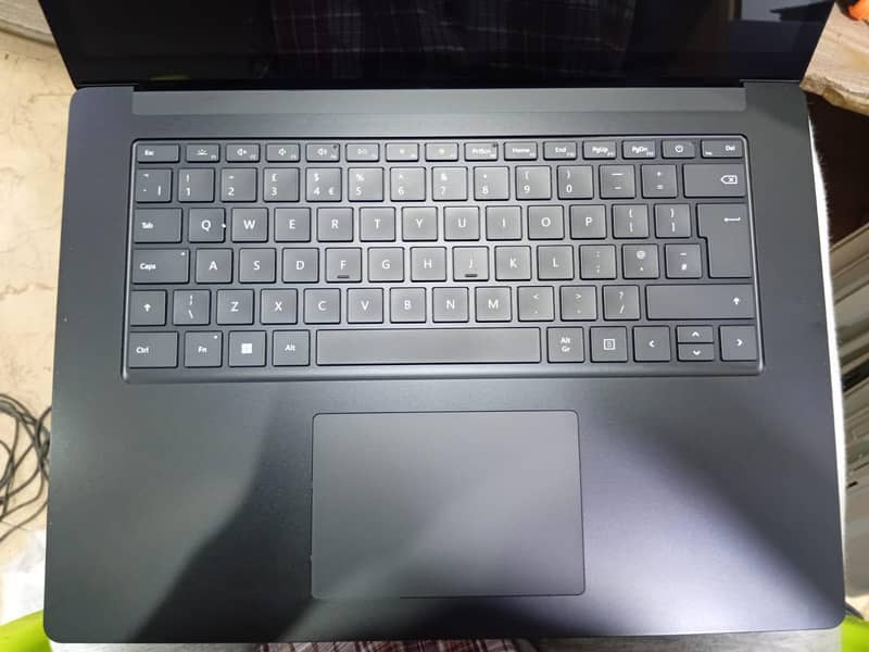 Microsoft laptop 6