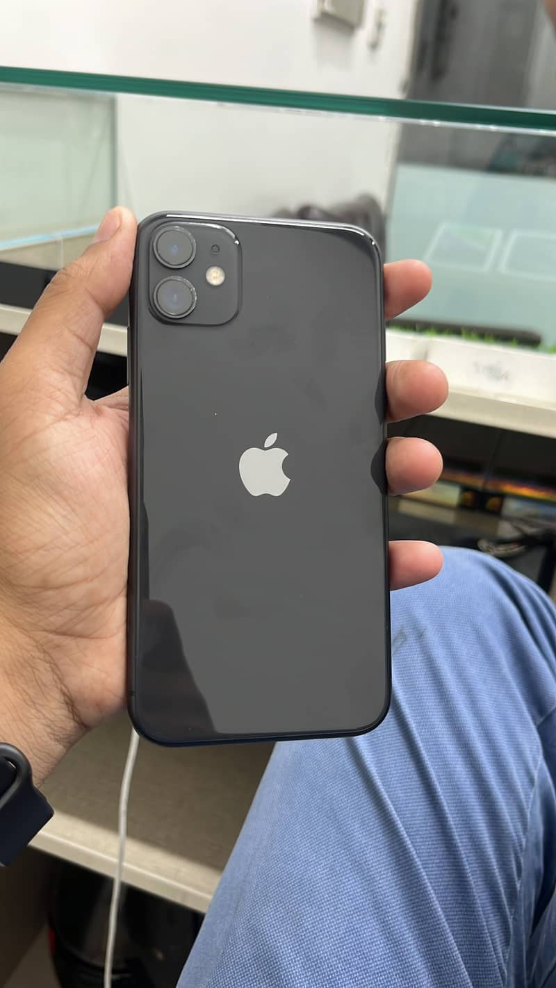 Apple iPhone 11 0