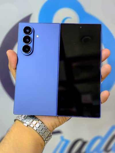 Samsung Z Fold 7 12GB | 512GB USA Model Physical + Sim Complete Box