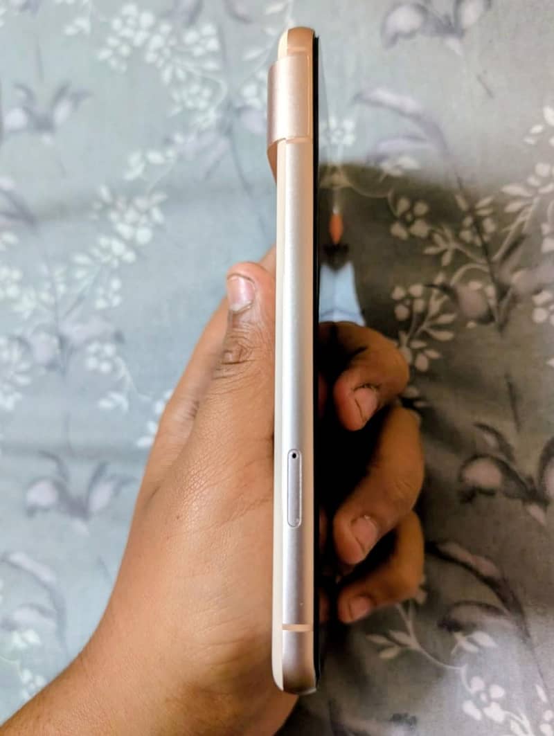 Google Pixel 8 1