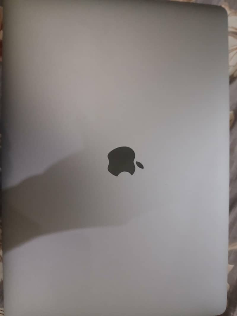 Apple MacBook Pro 16GB RAM | Fast Performance | Excellent Condition 3