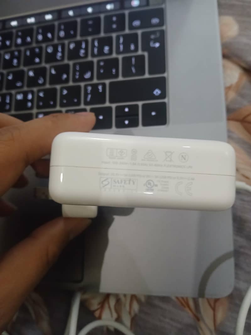 Apple MacBook Pro 16GB RAM | Fast Performance | Excellent Condition 7
