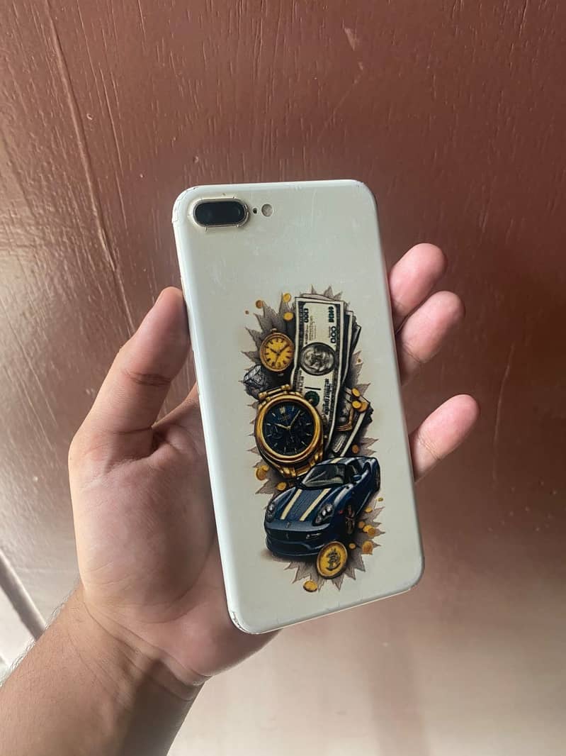 Apple iPhone 7 Plus 0