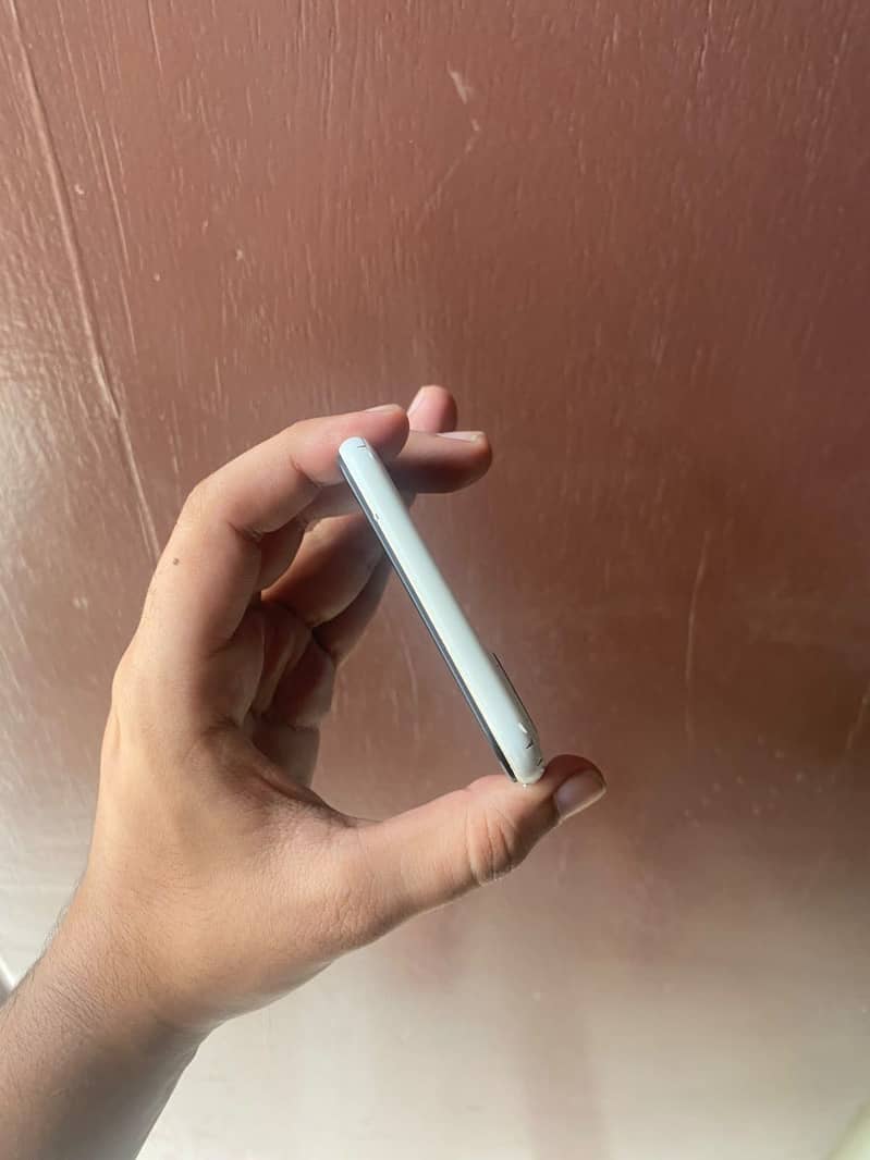 Apple iPhone 7 Plus 2