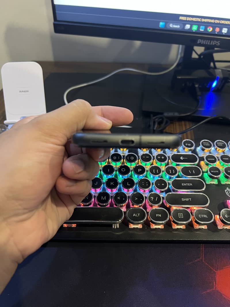 Google Pixel 8 4
