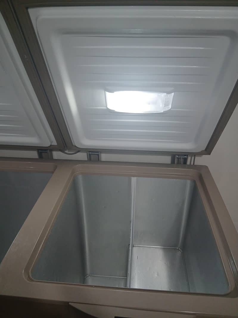 Dawlance Deep Freezer 4