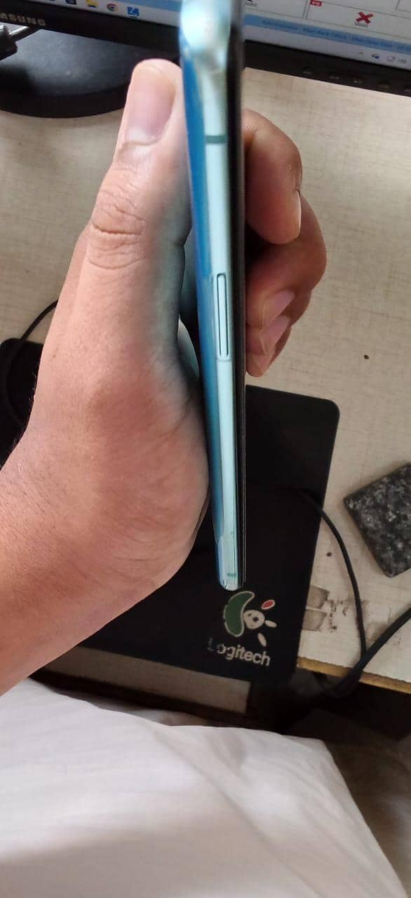 One Plus 8T 6