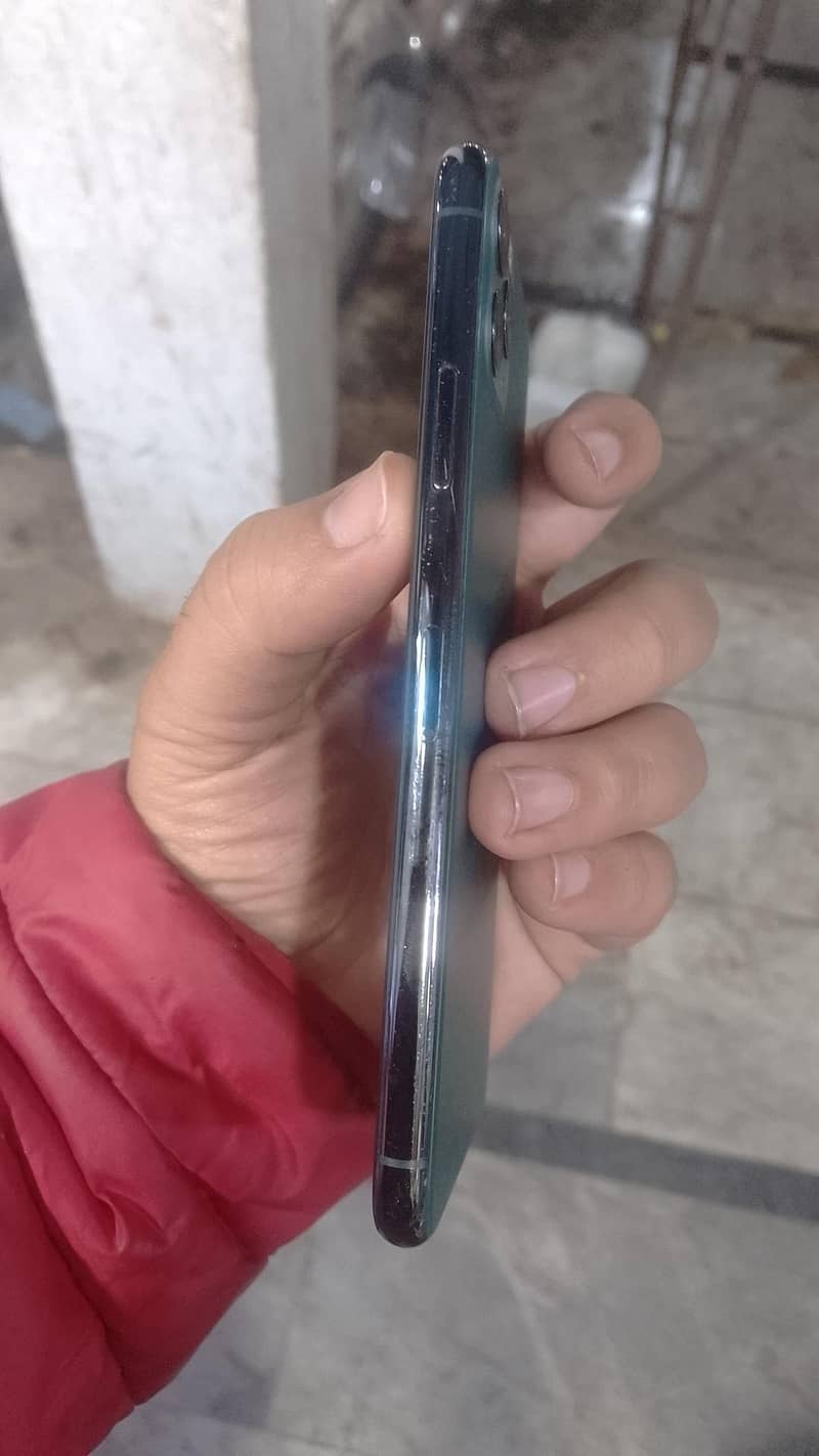 Apple iPhone 11 Pro Max 1