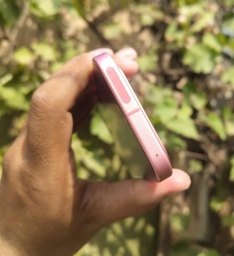Google Pixel 9 3