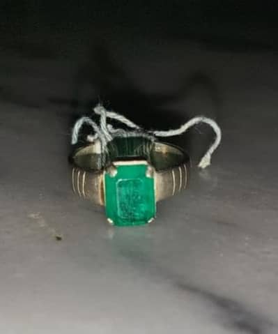 Original Zamarud Ring Afghanistan Emerald Siver Frame
